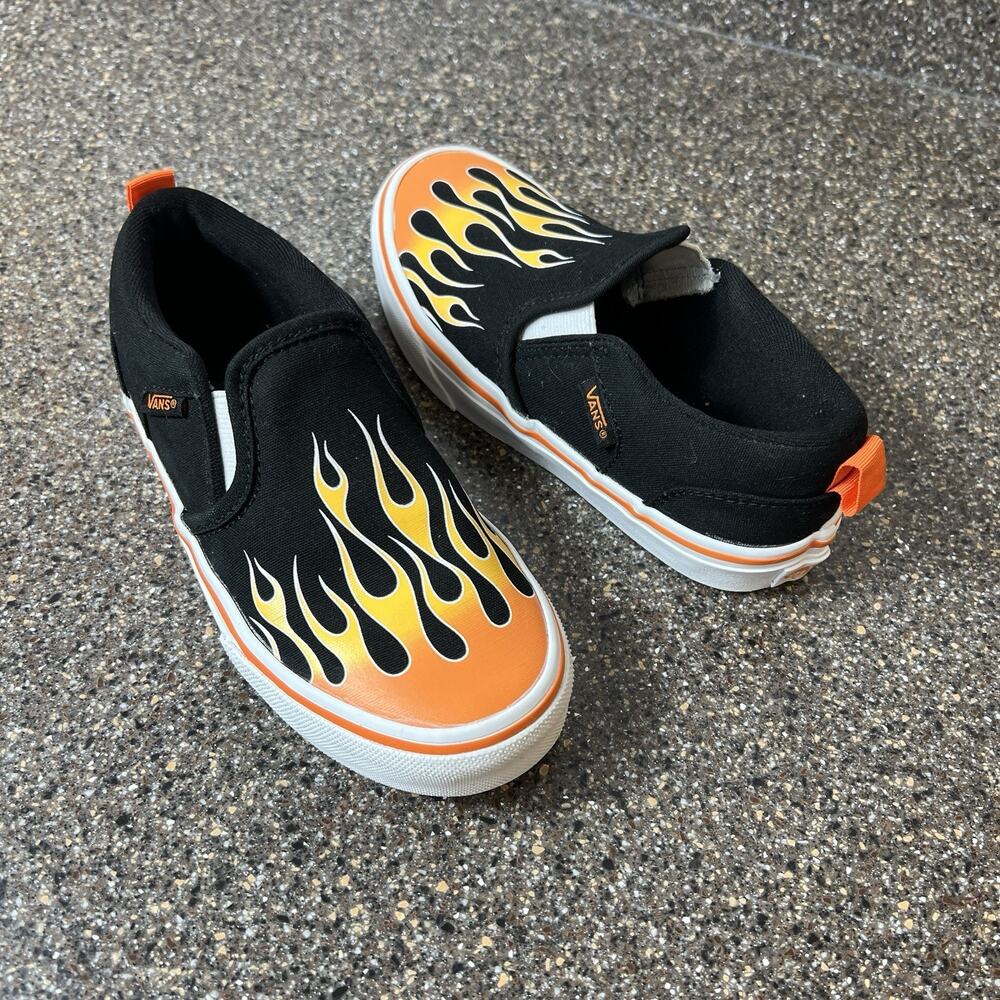 Vans Off The Wall Little Kids Size 13 Canvas Sneakers Shoes Slip On Flames Print